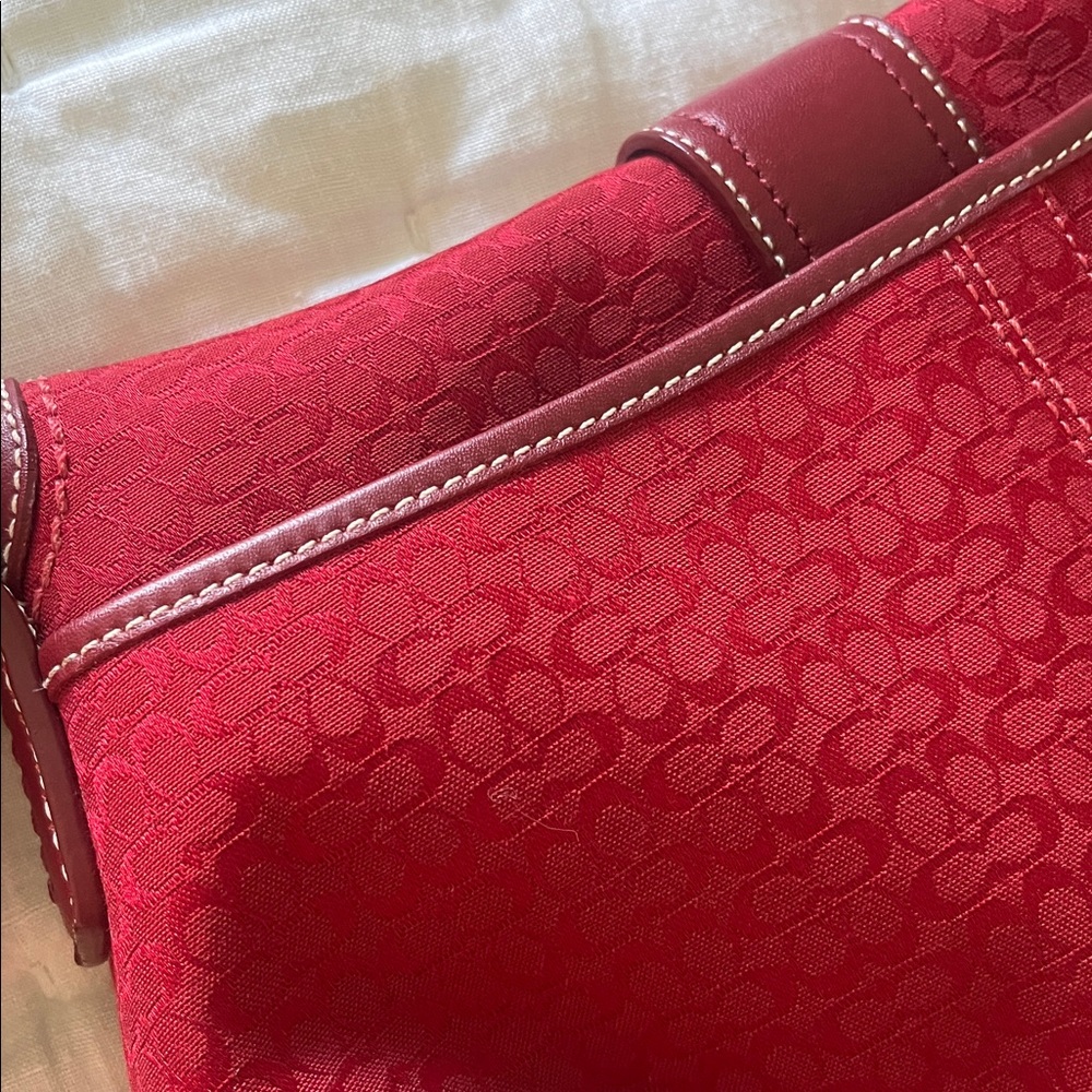 Coach Crimson Signature Canvas and Leather Shoulder Bag - Picture 6 of 7